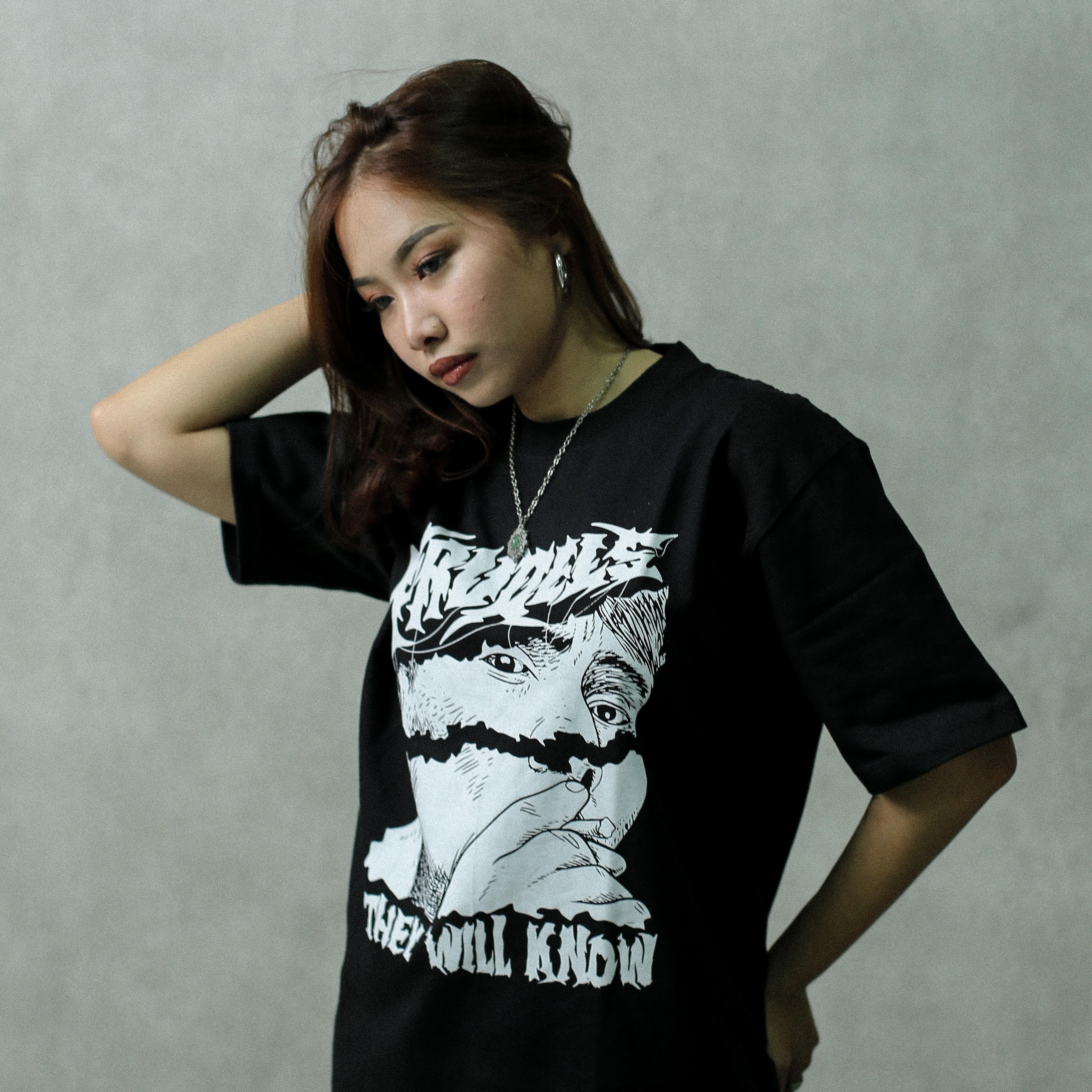 Prudels Kaos Oversize Hitam Unisex -  Premium Distro Streetwear - Artikel People - Full Cotton 16s Tebal & Kokoh foto 8