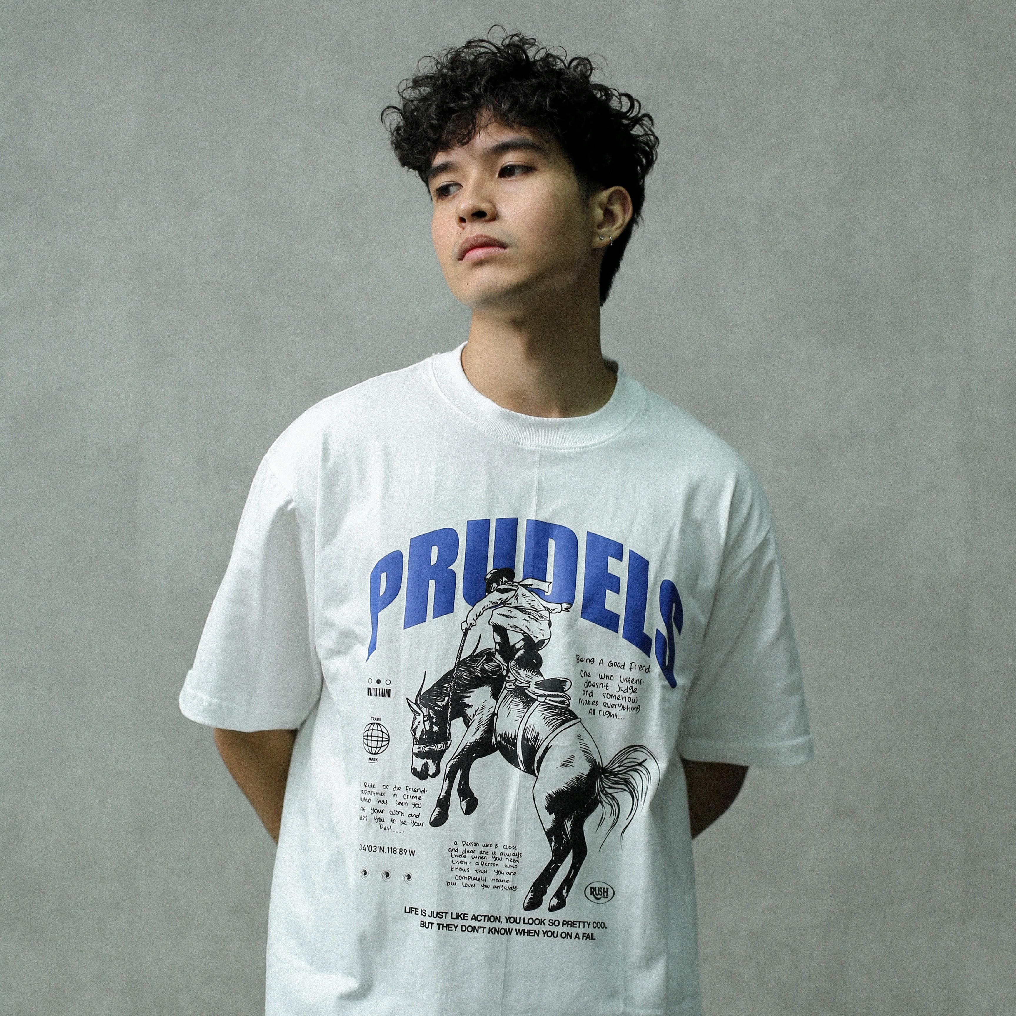 Prudels Kaos Oversize Putih Unisex - Premium Distro Streetwear - Artikel Horse - Full Cotton 16s Tebal & Eksklusif foto 6